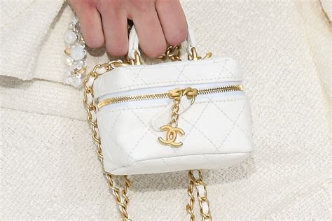 chanel vanity bag 2021|chanel vanity bag with handle.